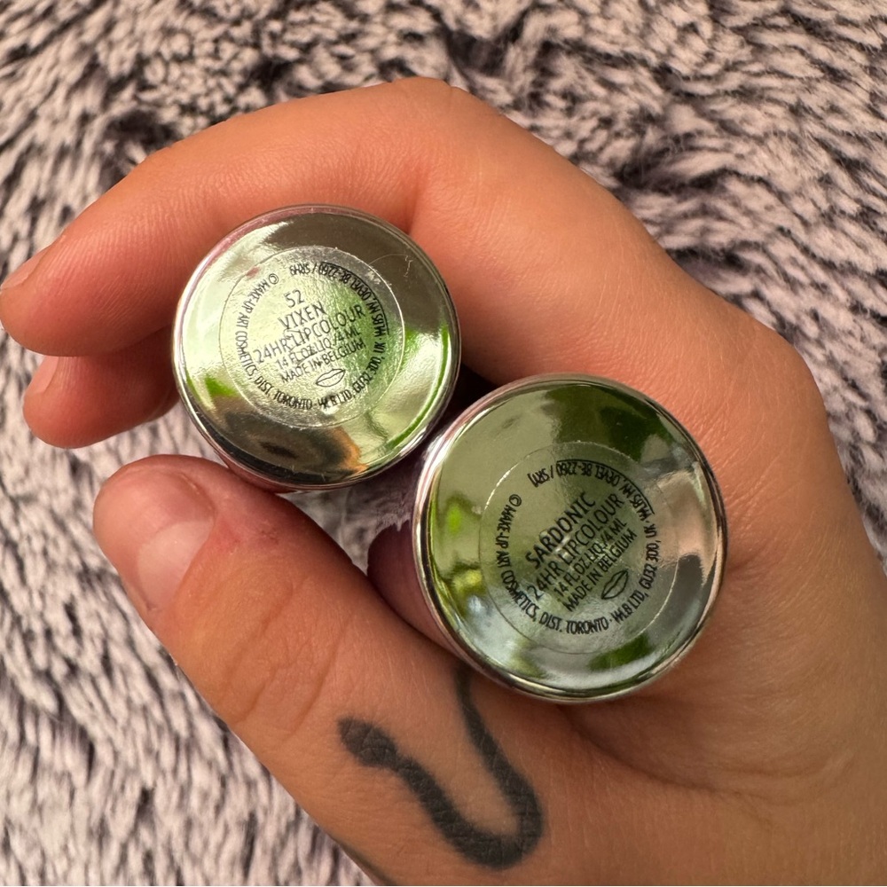 MAC Locked Kiss Ink lipstick - Picture 3 of 3
